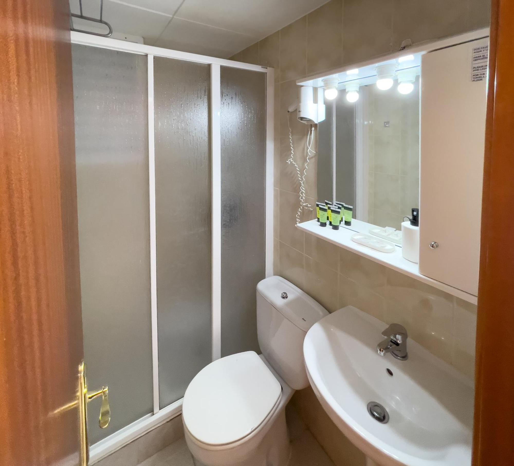 Hotel Maremagnum Лорет де Мар Екстериор снимка