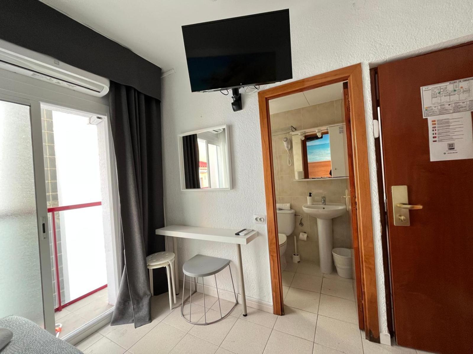 Hotel Maremagnum Лорет де Мар Екстериор снимка